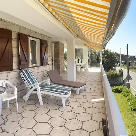 Villa Sea House *